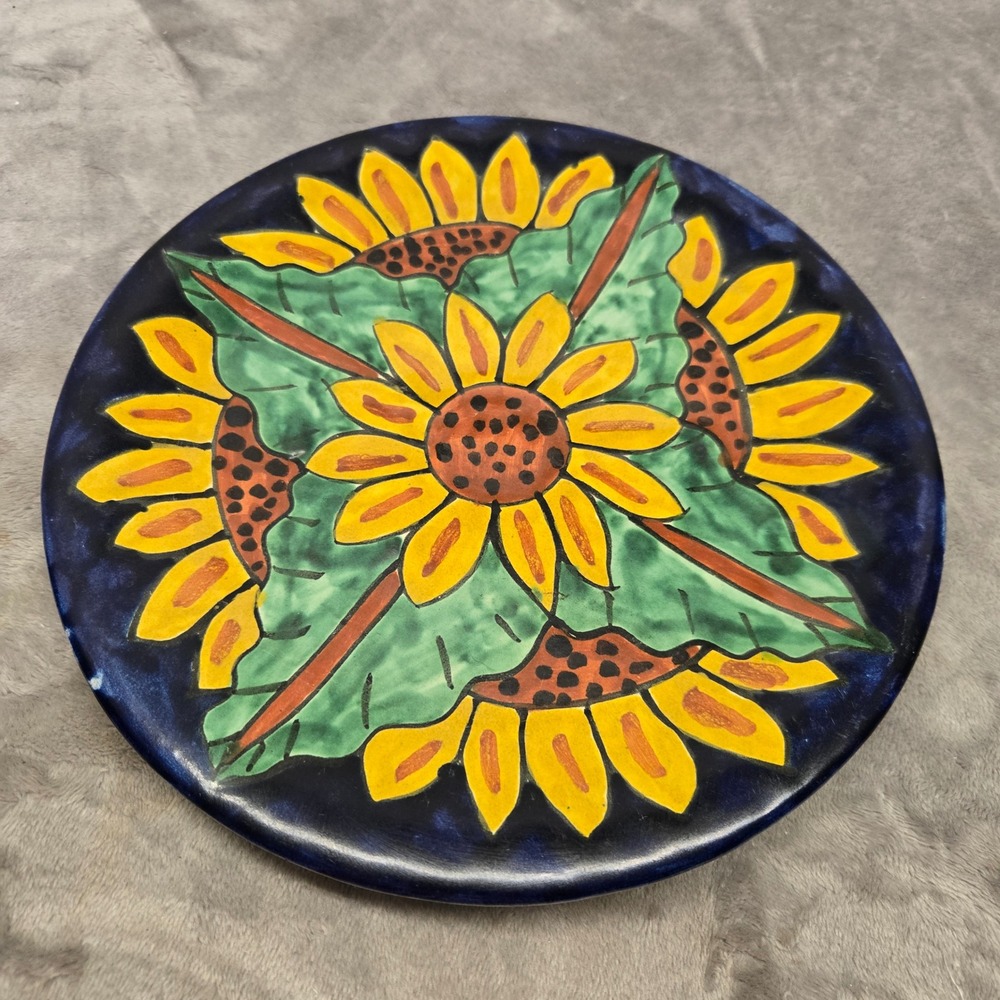 M. Mora Talavera Mexico Sunflower Decorative Plate Hand Painted Pottery 10 Inch